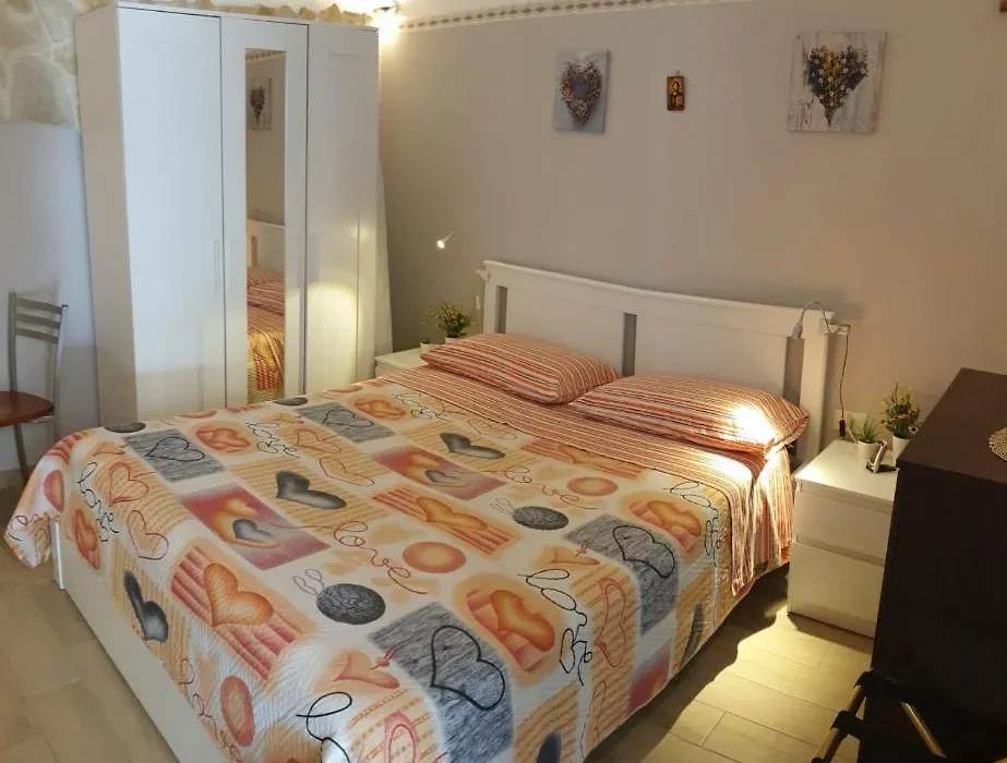 Giovanni s little house-1