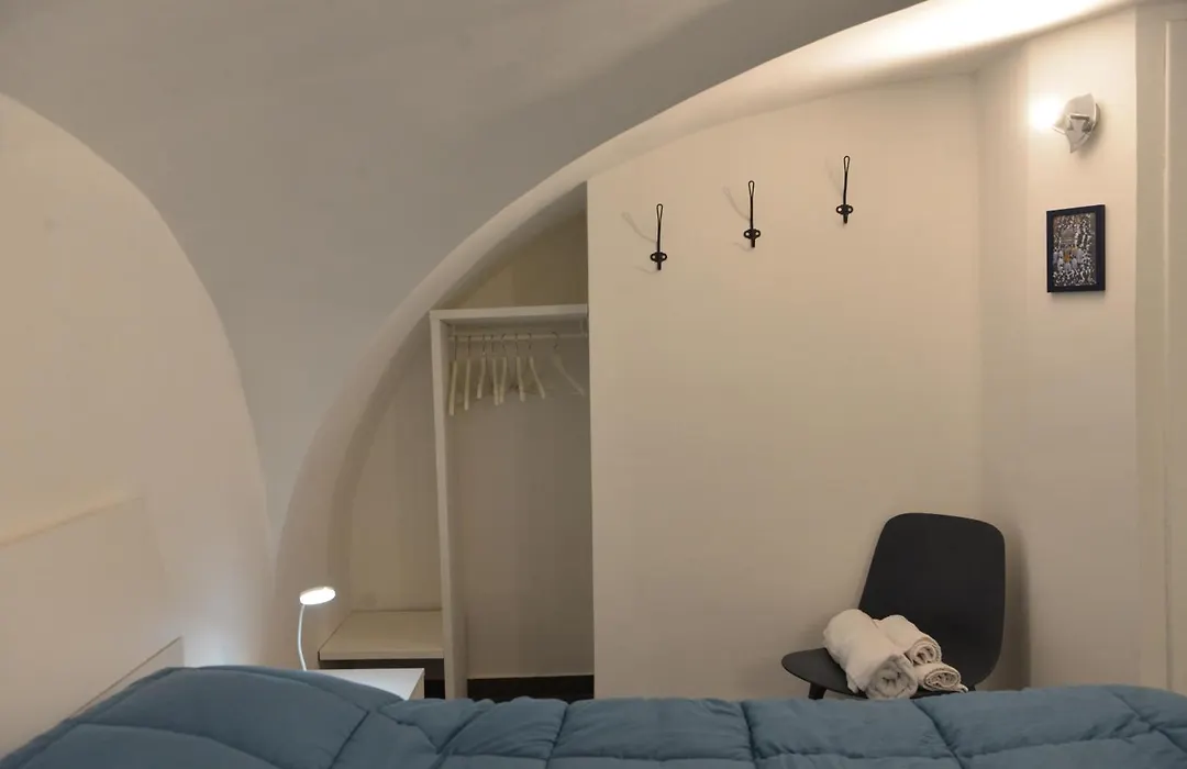 G House-1