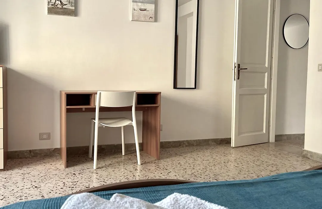 Lorenzo'S House Catania - Comfortable Flat In The City Centre-1