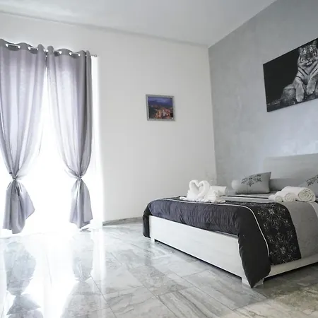 Central Catania Apartment-2