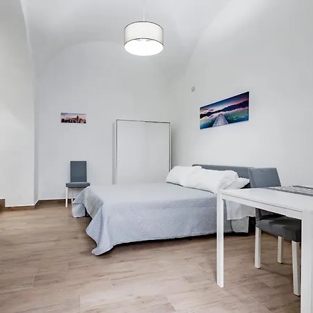 Trinita' 57 Apartments By Wonderful Italy-3