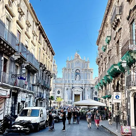 Catania Duomo Shine-3