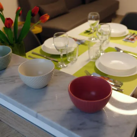 Victoria Home Living-2