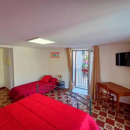 Cuntintizza Family House-3