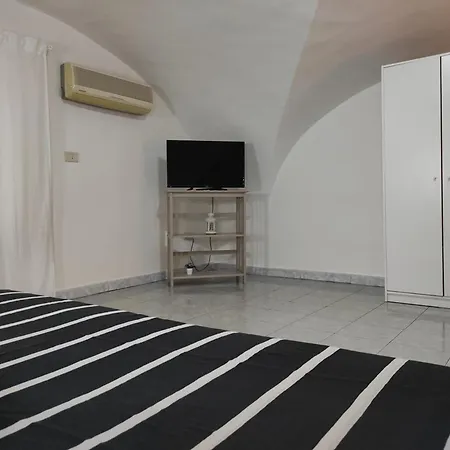 Maya'S House-3