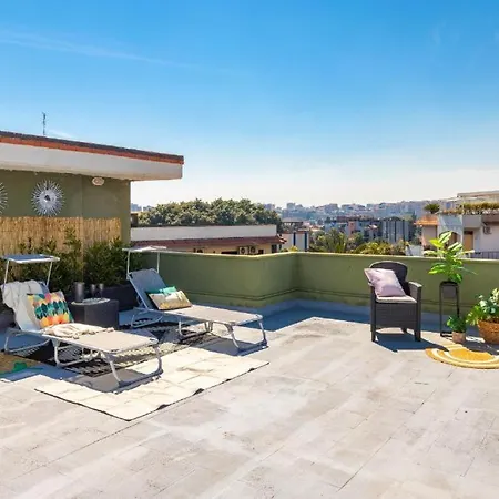 Medea Home-3