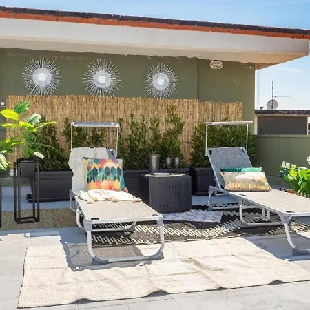 Medea Home-2