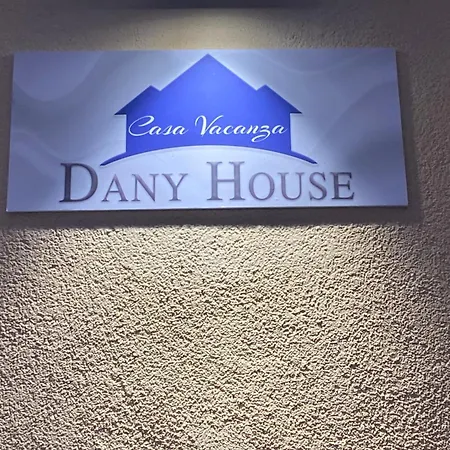 Dany House-3
