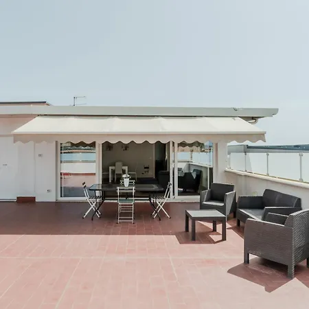 Guesthost - Catania Skyview Terrace Urban Escape-2