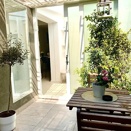 Salotto Apartments-3