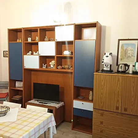 Vintage House Center-3