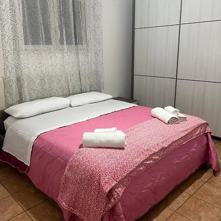 Soraya'S Apartment-3