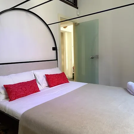 W Like Apartment On Hert Of City Center-2
