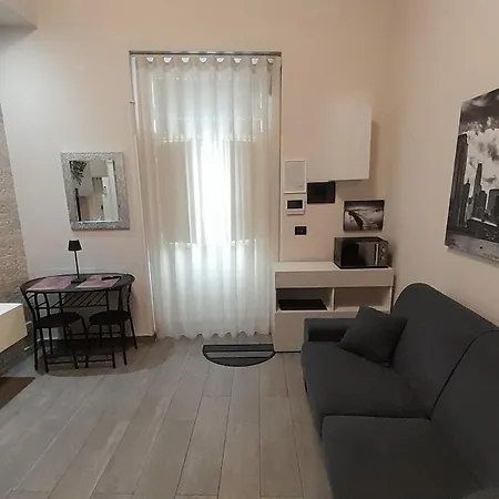 Caronda House-3
