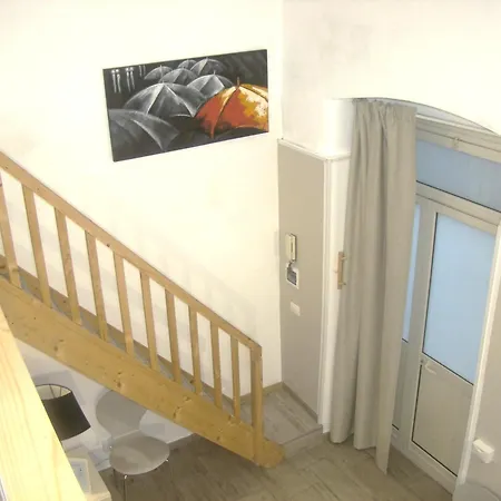 Exclusive House In The Center-3
