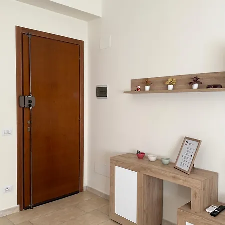 De La Salle Apartment-2