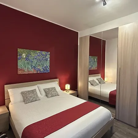 Dr House Apartment-2