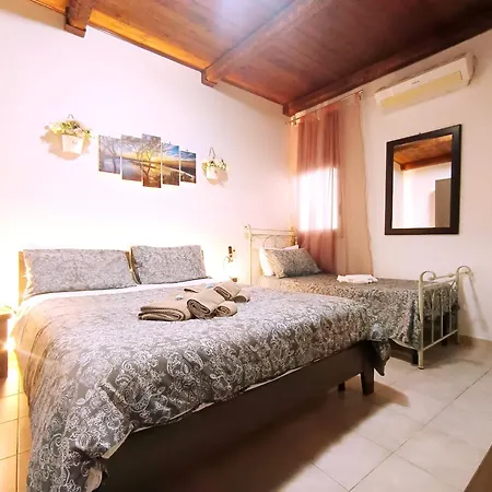Ognina Soha Home 1-3