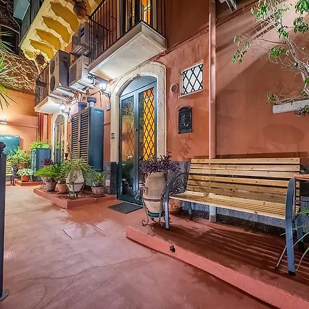Catania Short Stay-3