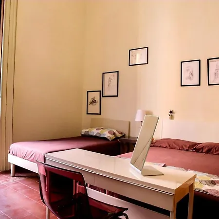 Center Street Apartment-2