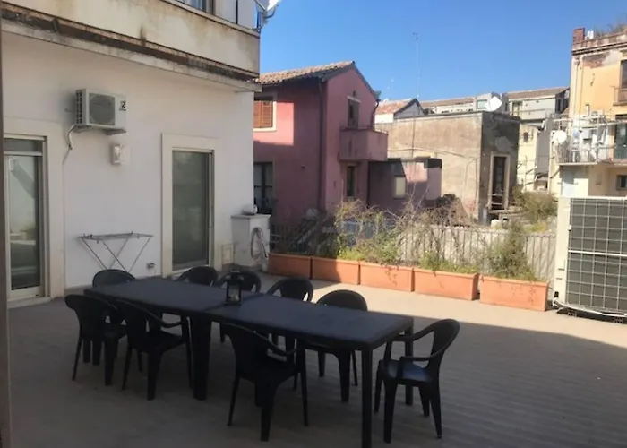 Suite chicca nel cuore del centro storico Catania