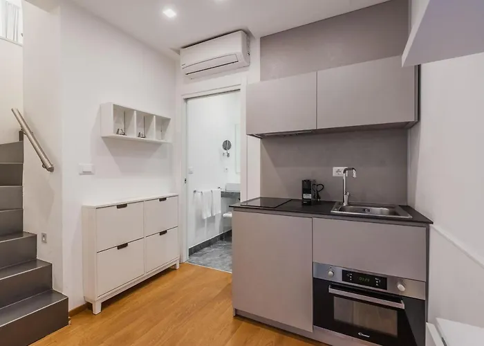 Rg8 Independent Apartment Catania