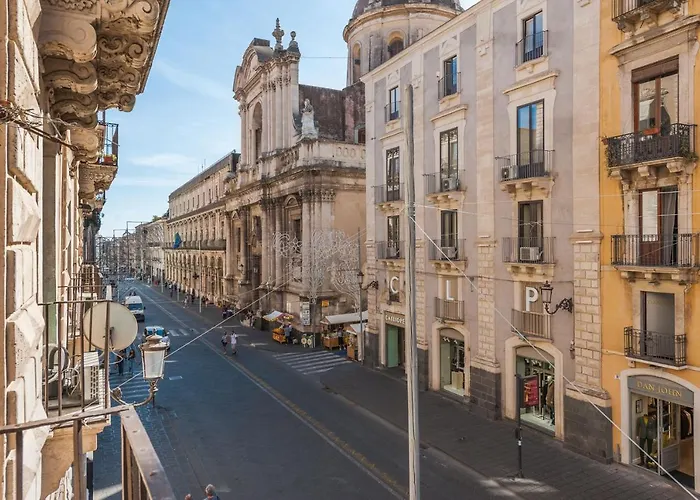 Rg8 Independent Apartment Catania