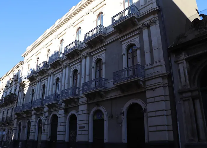 DOMUS IOLE appartamento nel centro storico Catania