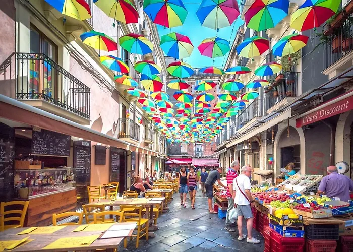 Casa Bianca - Centro Città e due minuti a piedi dalla Metro Catania