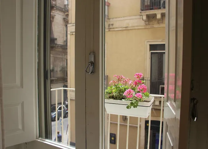 Casa Dibbi Catania Centro Intero appartamento
