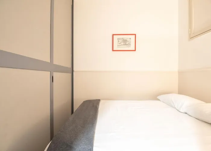 Genova Loft, City Centre Shopping District Catania