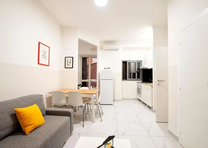 Genova Loft, City Centre Shopping District Catania