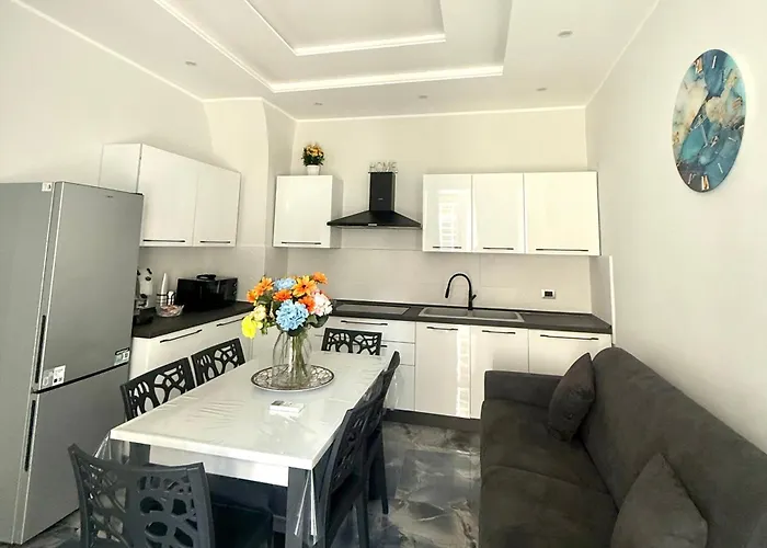 Naomi Luxury Home 2 Catania