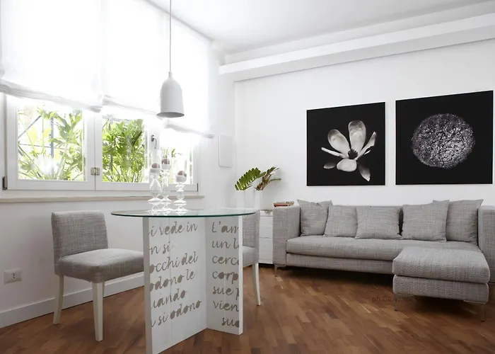 Ferrini Home - Piazza Trento Catania