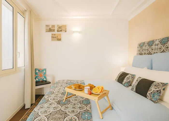 Casa Bianca - Centro Città e due minuti a piedi dalla Metro Catania