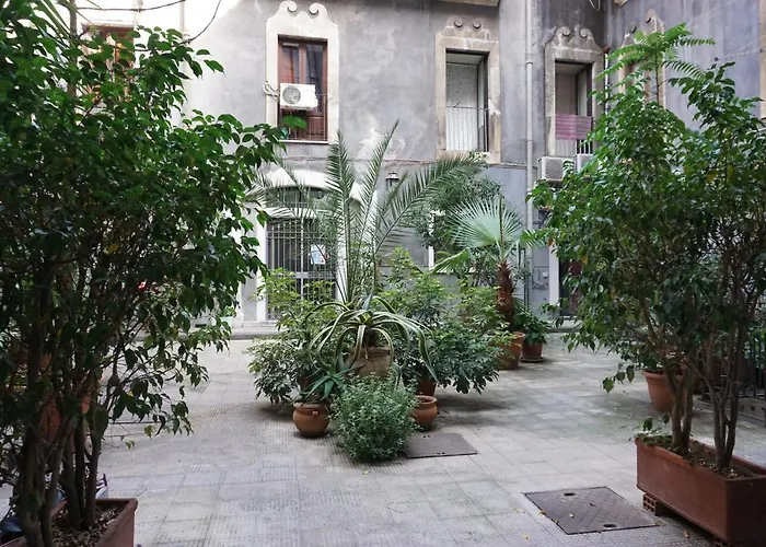 Elegante appartamento centro storico Catania